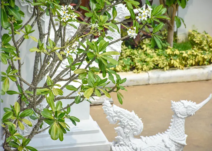 White Boutique Hotel And Spa Chiang Mai